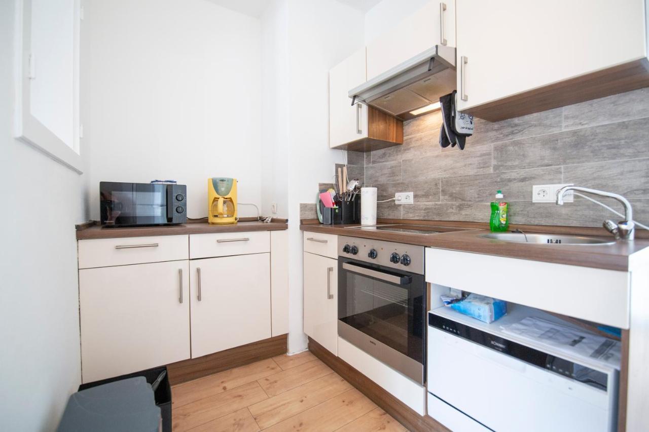 Apartment Mit Kleinem Innenhof Im Erdgeschoss Fuer Bis Zu 4 Personen Клотен Екстериор снимка