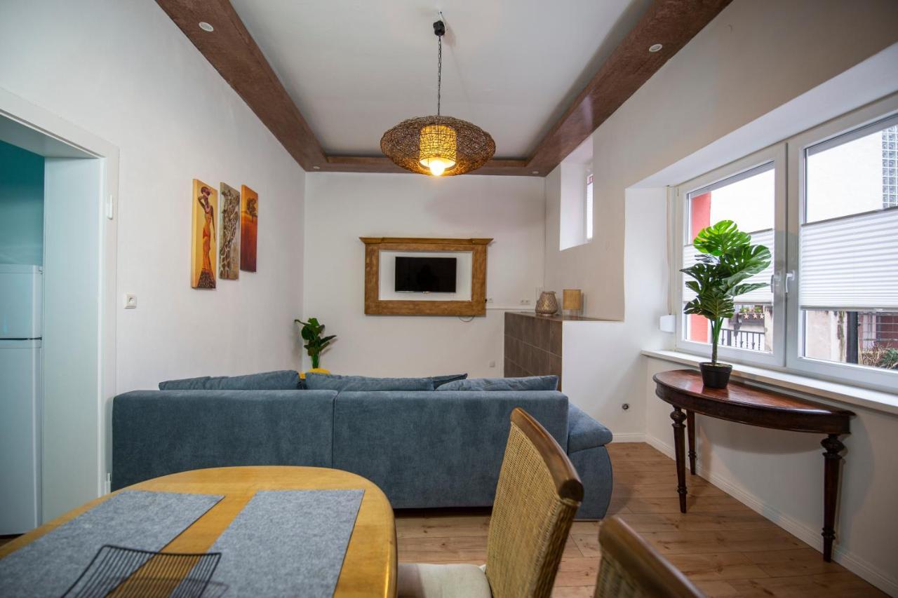 Apartment Mit Kleinem Innenhof Im Erdgeschoss Fuer Bis Zu 4 Personen Клотен Екстериор снимка